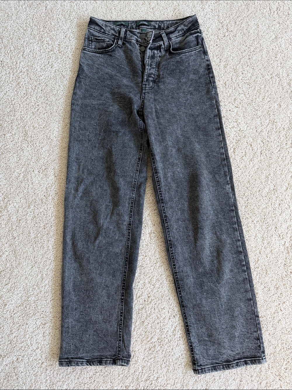Wild Fable black Super High Rise distressed jean, size 4